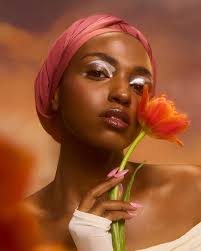 Some stunningggggg new beauty work by Joe Bulawan the shots are enough to  drool over. Catch these shots in the pages of @fashioncanada,  @chatelainemag and @hellocanadamag Big props to this team for