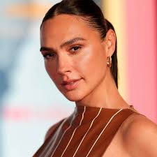 אני רוצה לדבר על ארגון קול היהודים לשלום, ארגון שכל קשר בין השם שלו לבין  פועלו מקרי בהחלט היום תיערך ההקרנה של סרט הזוועות לבכירי הוליווד שארגנה גל  גדות מעבר לים הסרט