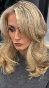 This absolute beaut Soooo much hair was time for full head foils for  vacation 🇯🇵 So envious of this hair 😍 @hairenvybypaula #hairpassion  #blondebeauty💋 #thickhair #gorgoushair