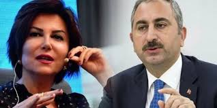 Yöneticiler istifa zorlayarak tehdit ediyor. 0xsshq9rcoxf1m
