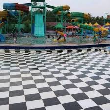 Renang merupakan salah satu cabang olahraga dalam olimpiade athena 1896, yang dilombakan adalah gaya dada dan gaya bebas. Waterpark Ria Taman Hiburan