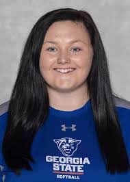 Holly Phillips's Instagram, Twitter & Facebook