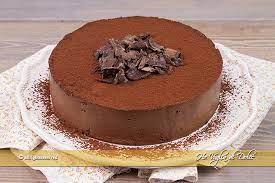 Per uno stampo di 16/18 cm. Torta Mousse Al Cioccolato
