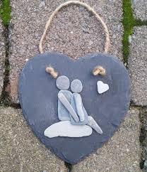 Valentines Gifts Anniversary Gifts Pebble Art Pebble Pictures Boyali Kayalar Yaratici Fikirler Yaratici
