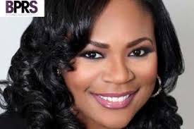 Ward Villas becomes the hub for a day of giving back to our elders, love  and a deli- cious Thanksgiving dinner.