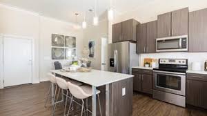 Your sleek kitchen is decked out. Non Student Apartments In Gainesville Swamp Rentals