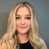 Katarina Smith's Instagram, Twitter & Facebook