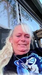 Shea Cunningham's Instagram, Twitter & Facebook