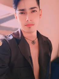 Tus Recuerdos Son Mi Dios: Un Amor Eterno