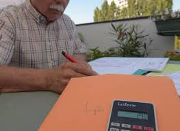 Composez votre fiche horaire personnalisée sur mesure selon vos besoins pour vos trains, rer et choisissez vos gares d'arrivée et de départ, vos horaires (ou toute la journée) et exportez vos fiches. Confinement Impots Pour Les Gens Il Y A Des Rendez Vous Telephoniques Nantes Maville Com