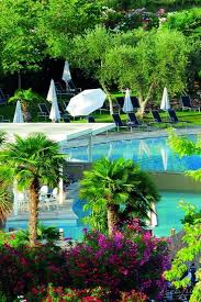 Hoteltipp Fur Den Gardasee Das Color Hotel Style Design In Bardolino Italien Direkt Am See Palmen Pool Alles D Gardasee Italien Urlaub Hotel Gardasee