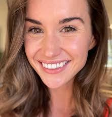 Helena Meyer's Instagram, Twitter & Facebook