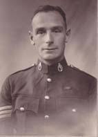 Family History, Mott Chart 0300 Herbert Edward Mott, Lucy Agnes Mary  Cracknell and Annie Elizabeth Baker