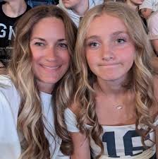 Good morning what is best way from airport to Atlantis? Thank you