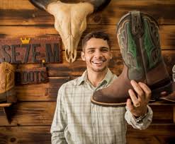 F&aacute;brica de botas texanas de Franca-SP, aposta em site exclusivo para  compras no atacado