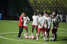 .voetbal international reageerden voetbalanalisten op de vraag of suriname genoeg. Suriname Dendert Door En Is Ook Veel Te Sterk Voor Aruba Sport Ad Nl