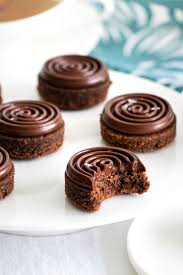 Sables Chocolat Noisettes Empreinte Sucree Chocolat Noisette Recette Biscuit Biscuit De Noel