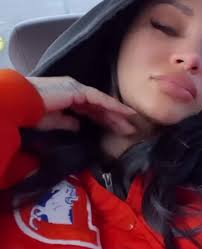 Bri Dailey's Instagram, Twitter & Facebook