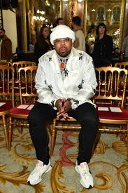 Offensichtlich ist da natürlich zuerst einmal die musik, die er auf seinem eigenen label griselda records veröffentlicht. Westside Gunn On His Impeccable Style Kanye Virgil More Complex