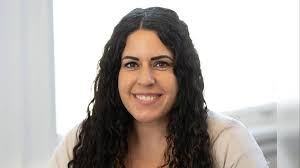 Benton County had 108 lawyers with active licenses to practice law as of  November