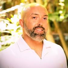 ✨ Clap de fin pour une belle aventure professionnelle ! Après 18 mois en  tant que chargée de mission SensAction, il est temps pour moi de tourner  une page et de garder