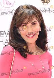 Robin McGraw Pictures and Photos