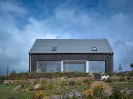 On Windy Peakthe Property Located On A Mountain Ridge In The Tiny Hamlet Of Mnisek In The Ore Mountains About One Kilo Architect Architect House Architecture