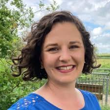 Colleen Werle's Instagram, Twitter & Facebook