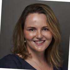 After a decade in book publishing, I've pivoted to helping startups and  tech companies to craft narratives.