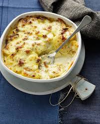 Tartiflette Au Vin Blanc Pour 4 Personnes Recettes Elle A Table Recette Recettes De Cuisine Tartiflette Recette Tartiflette