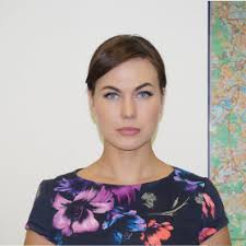 Take an image with a smartphone or camera against any background, upload it here and instantly get a professional photo for your document: Passport Or Visa Photo In 2 Seconds