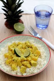 Curry De Poulet Au Lait De Coco Et Ananas Amandine Cooking Poulet Lait De Coco Recettes De Cuisine Poulet