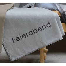 Eine sehr große auswahl an kissen decken tischläufern in vielen unterschiedlichen fo. Fussenegger Decke Feierabend Hellgrau Filz 140 X 200 Cm Kaufen Bloominghome