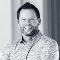 Douglas Goodall's Instagram, Twitter & Facebook