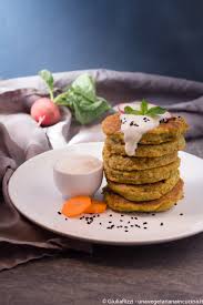 Salare e pepare e lasciare a riposare una notte. Pancakes Di Ceci Alle Verdure