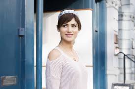 However, if you want to get in on the jane. How To Fake Bangs Without Cutting Your Hair