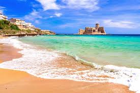 Italy's beaches range from remote and rugged to wide open sandy bays and perfect paradises. The Best Italy Beaches For Families In Each Region Mama Loves Italy