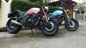 Recently scorpio z is very popular with japanese style modifikasi motor yamaha scorpio z japanese style review and image , perhaps many of us who doubt whether a good scorpio modified. Detikoto Parade Modifikasi Mobil Dan Motor