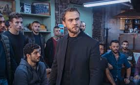 Sezon ne zaman başlayacak ve kadroda kimler yer alacak? Cukur Son Bolum Izle Cukur 4 Sezon 18 Bolum Fragmani Yayinlandi Mi Cukur 109 Bolumde