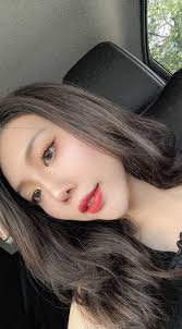 Vicky Huang (@vic.8) • Threads, Say more