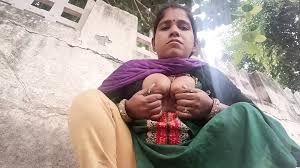 Witness Indian Bhabhi get her snatch and cootchies humid and ultra-kinky in  a homemade peeing session @ XLX.XXX