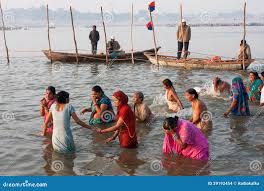 193 Indian Women Bathing Holy Ganges River Stock Photos - Free &  Royalty-Free Stock Photos from Dreamstime