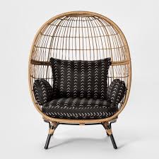 Pin By Betsy Linn On Nest Wicker Patio Chairs Egg Chair Wicker Chair