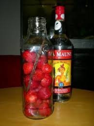 Rhum Fraises Recette Preparation Et Conseils Sur Rhum Arrange Fr Recette Rhum Arrange Rhum Arrange Rhum