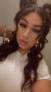 Tabitha Gee's Instagram, Twitter & Facebook