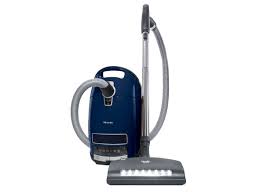 Today, most vacuum cleaner manufacturers are focusing on the products they offer rather than on their consumers. Best Vacuums Of 2021 Consumer Reports