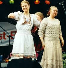Das teilte die kelly family am dienstag in den sozialen medien mit. Barby Kelly Picture Site Added Barby Kelly Picture Site Facebook