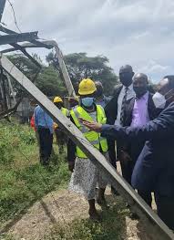 Kenya power owns and operates most of the electricity transmission and distribution system in the country and sells electricity to over 2.6 million . Dawtczuun4p66m