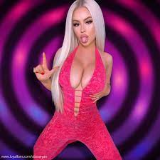 Alissa Ryan Findom Femdoms Official Social Fan Page | LoyalFans