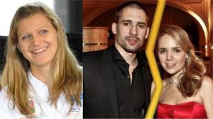 V naší encyklopedii najdete články, fotografie i videa k tématu lucie šafářová a tomáš plekanec. Foto 1 Lucie Safarova Tomas Plekanec A Lucie Vondrackova Extra Cz